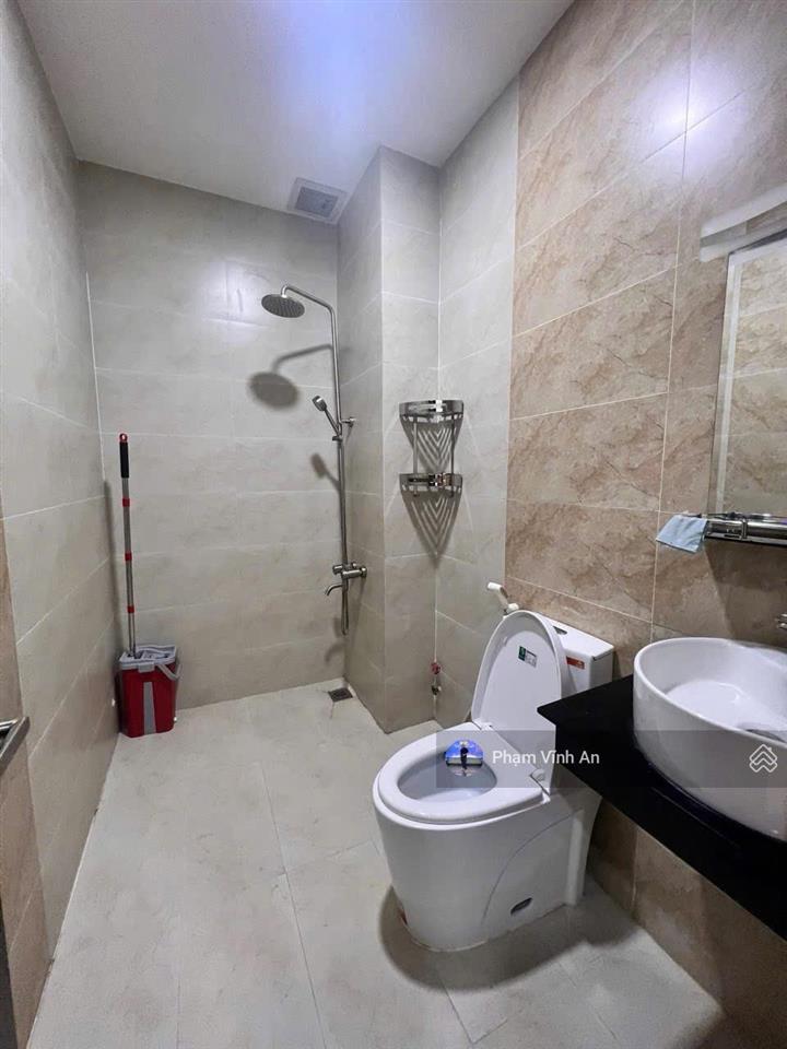 Giảm 800 triệu ! nhà 3 tầng ngay vincom võ văn ngân  81m2(5.5x15m)