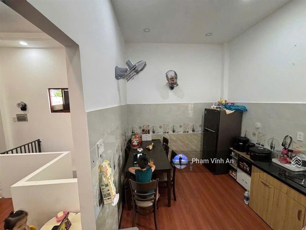 Mặt tiền kinh doanh đường linh trung  184m²(5*36m) sẵn thu nhập 40tr/ tháng. xây dựng hầm 6 tầng