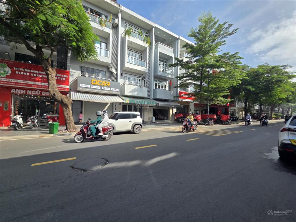 Mặt tiền khu dân cư himlam phú đông  170m2(7.4x22.5) thu nhập 20 triệu/ tháng