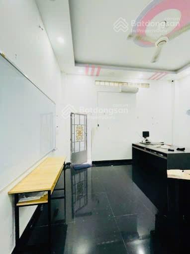 Nhà 4 tầng mặt tiền kinh doanh linh trung  90m2 (5x18m) thu nhập 40 triệu/tháng