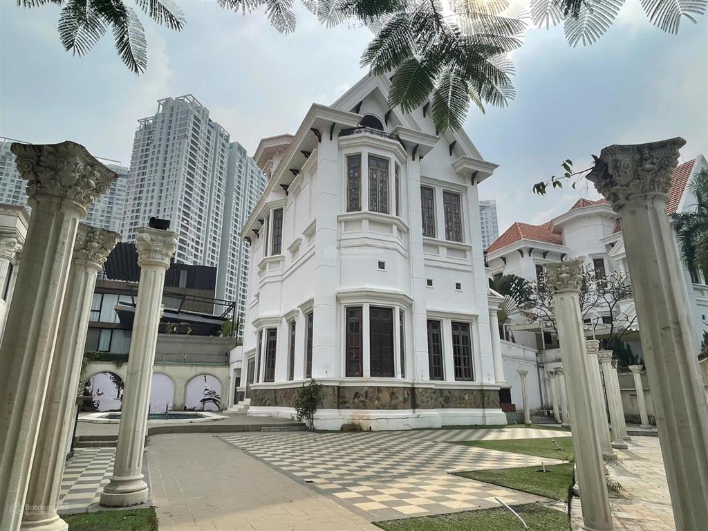 Chỉ 130 tr/th cho thuê biệt thự kinh doanh nhà hàng diện tích lên tới 900m2, quá rẻ tại thảo điền