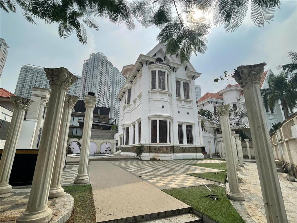 Chỉ 130 tr/th cho thuê biệt thự kinh doanh nhà hàng diện tích lên tới 900m2, quá rẻ tại thảo điền