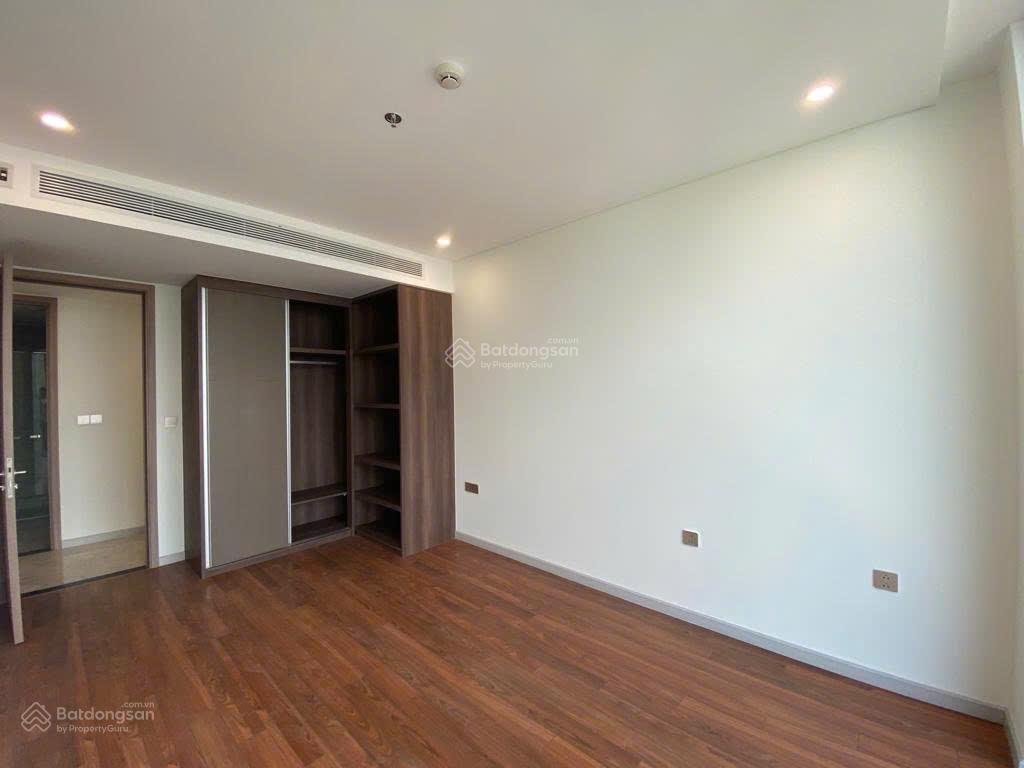 Cho thuê 3pn góc, 136m2, view sông, nhà mới bàn giao, ở thảo điền green, q2, giá chỉ 66 triệu