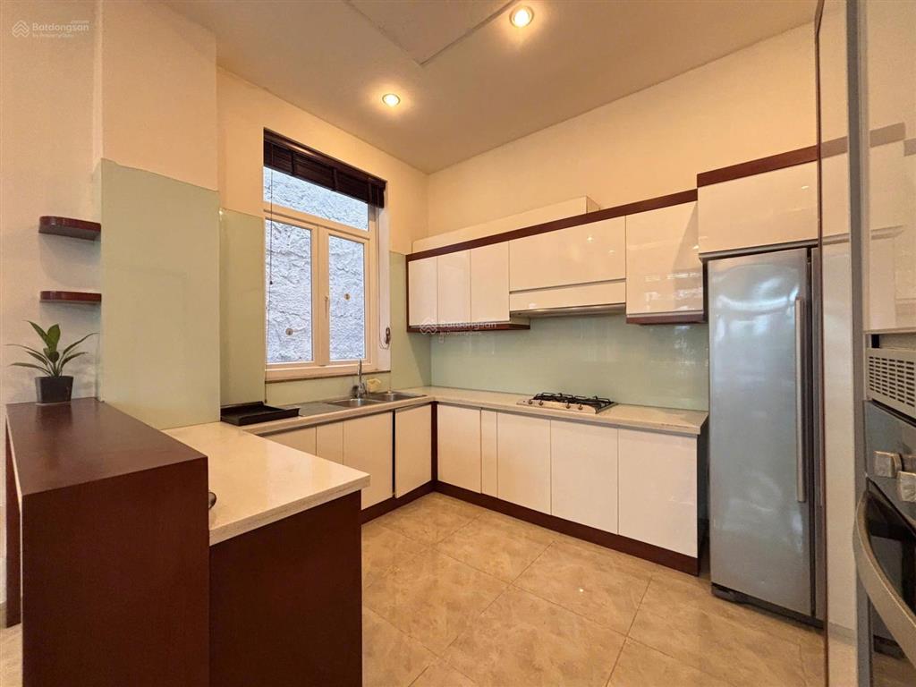 Cho thuê villa giá chỉ 103 triệu/tháng  full nội thất  compound thảo điền siêu hiếm còn sót