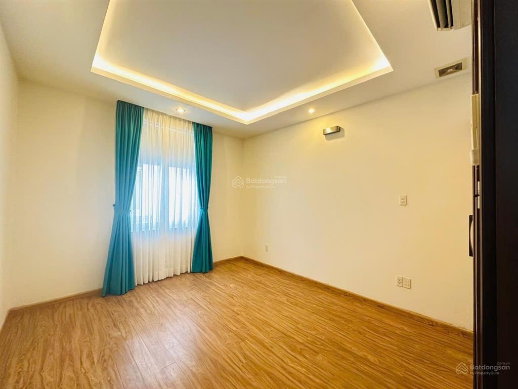 Cho thuê villa giá chỉ 103 triệu/tháng  full nội thất  compound thảo điền siêu hiếm còn sót