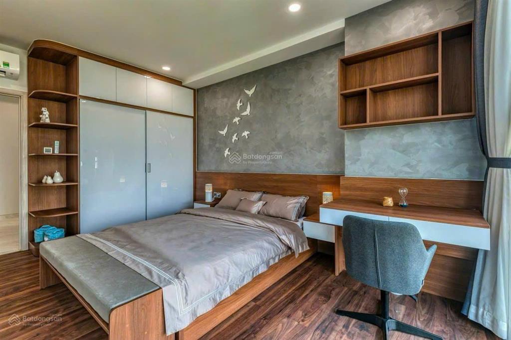 Cho thuê căn hộ midtown 3pn 2wc 1 kho,2 ban công vip fun nội thất cao cấp giá chỉ 50 triệu quá rẻ .