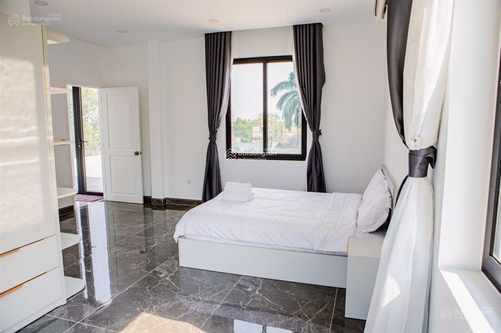 Cần cho thuê biệt thự vip đường nguyễn văn hưởng, quận 2.  0906 845 ***