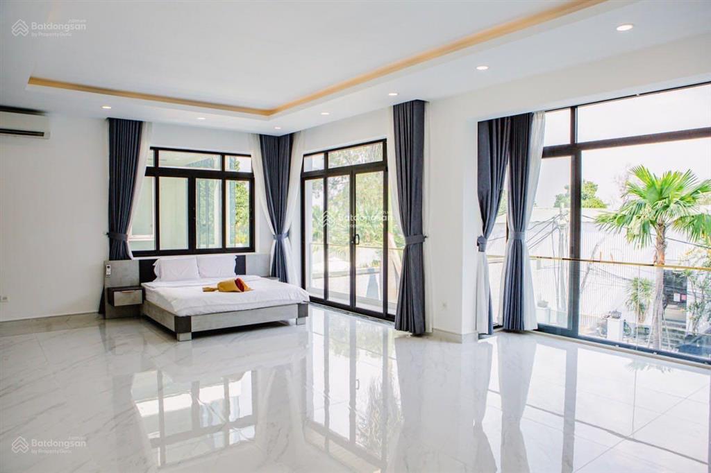 Cần cho thuê biệt thự vip đường nguyễn văn hưởng, quận 2.  0906 845 ***