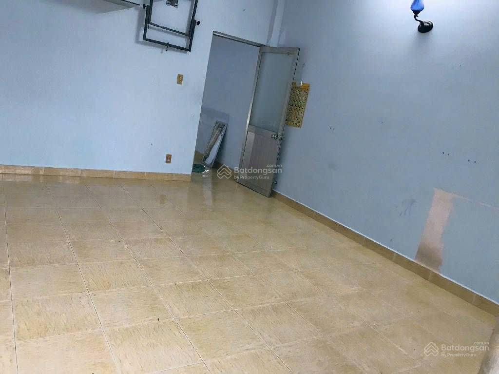 Hẻm 8m vip  kế bên aeon  có sẵn dòng tiền 10tr/tháng