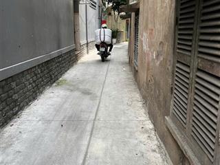 Chỉ 6.x tỷ sát mặt tiền lạc long quân ngang 4.7m tầng btct p8 tân bình