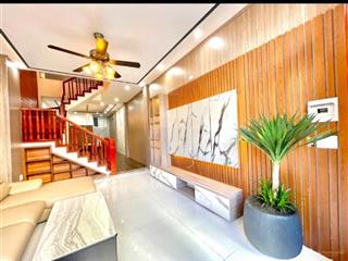 Bán nhà đoàn nhữ hài  64m2  siêu phẩm