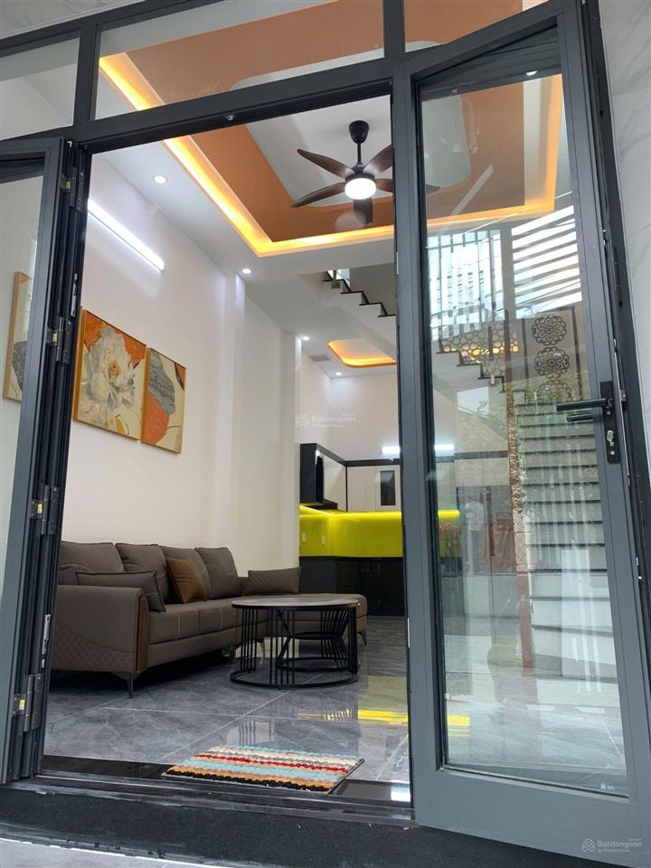 Bán nhà hà huy tập  3 tầng  ô tô tới cửa