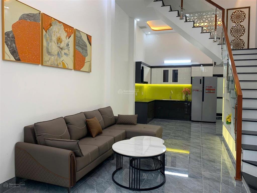 Bán nhà hà huy tập  3 tầng  ô tô tới cửa