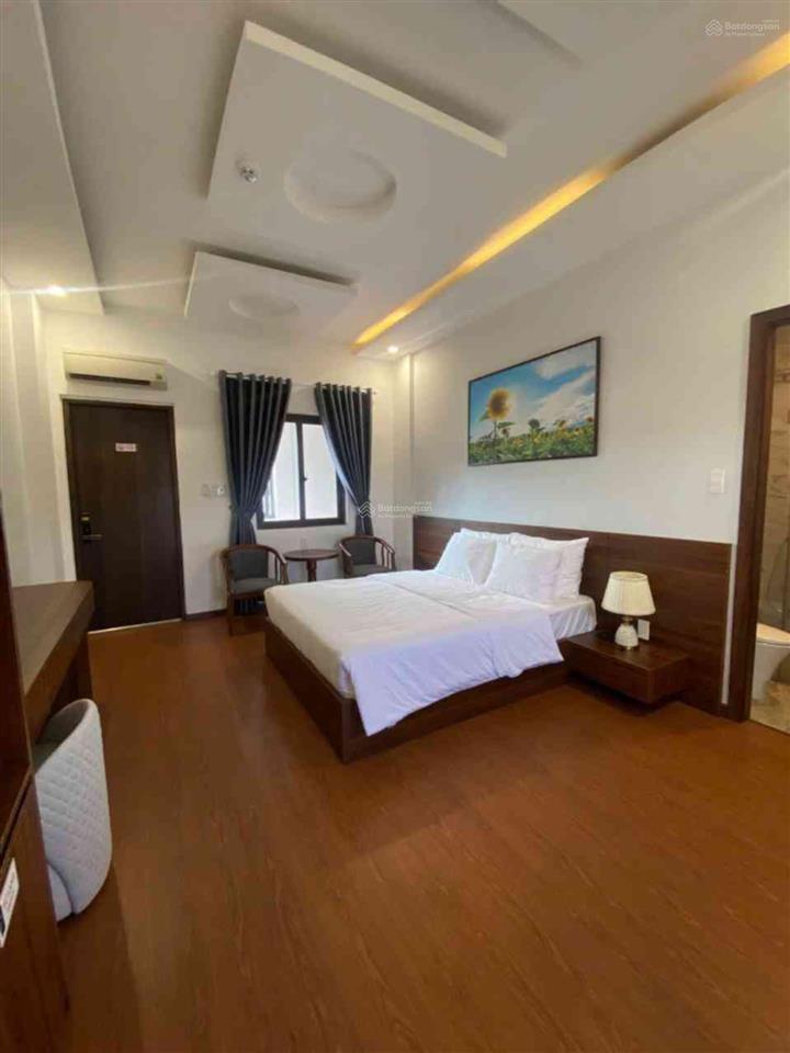 Bán hotel 7 tầng  26 phòng cao cấp  hoà minh