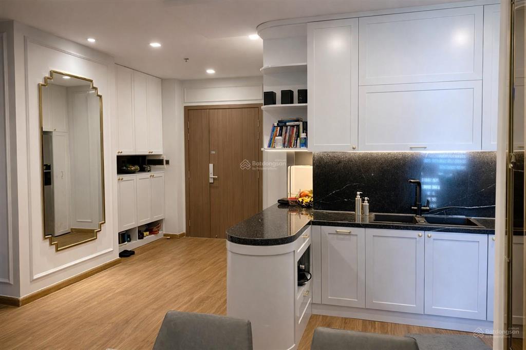 Chính chủ gửi 2 ngủ 22 triệu cho thuê ở vinhomes metropolis 29 liễu giai,  0963 631 ***