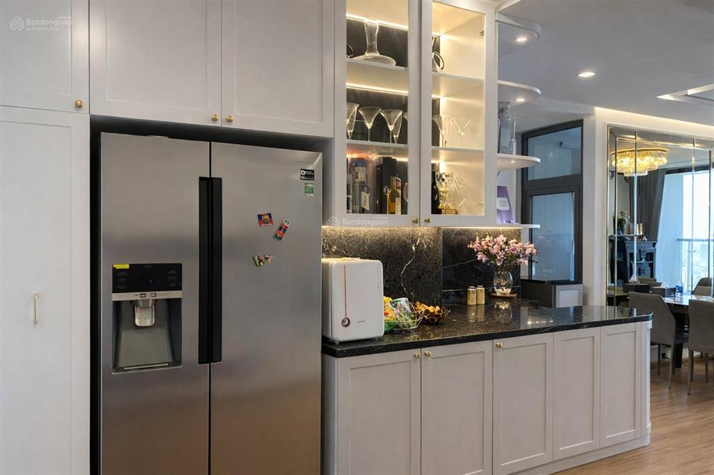 Chính chủ gửi 2 ngủ 22 triệu cho thuê ở vinhomes metropolis 29 liễu giai,  0963 631 ***