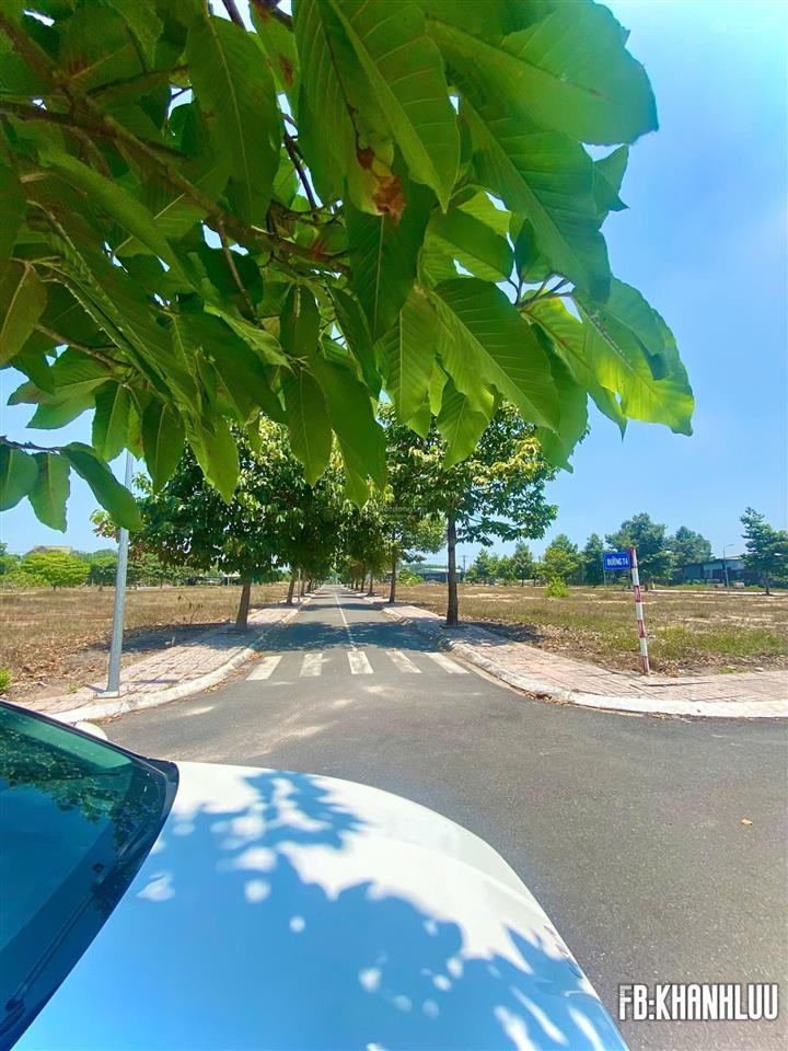 Bán đất nền long thành cách cổng chính sân bay 5km  giá chỉ 12tr/m2  cho thuê ngayshr