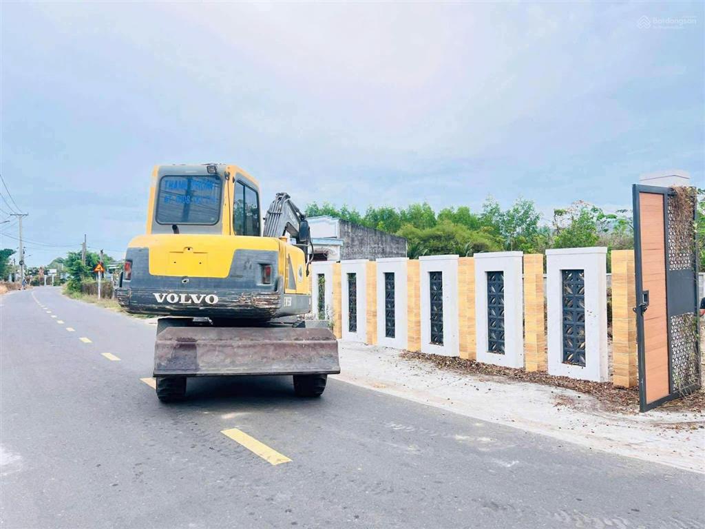 Bán đất trung tâm xã phước hải  cách biển 10 phút di chuyển  diện tích 155m2  sổ hồng sẵn.