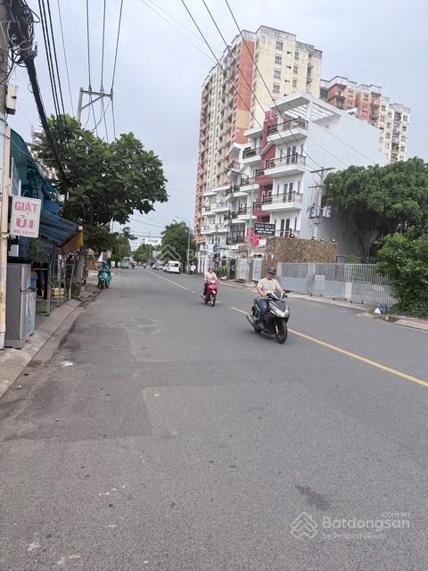 Bán nhà q8 298m² đất lớn hiếm, sổ riêng, đầu tư tốt