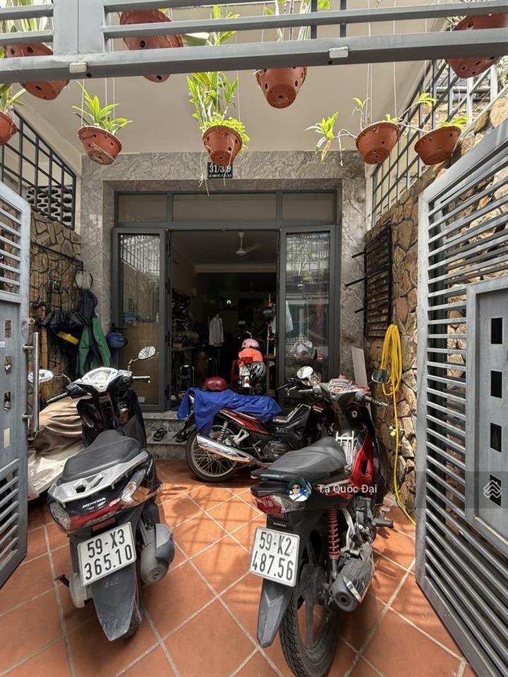 Quận 3  lê văn sỹ  81m²  dtsd 92m²  10,9 tỷ  dòng tiền 17tr/tháng  hẻm thông.