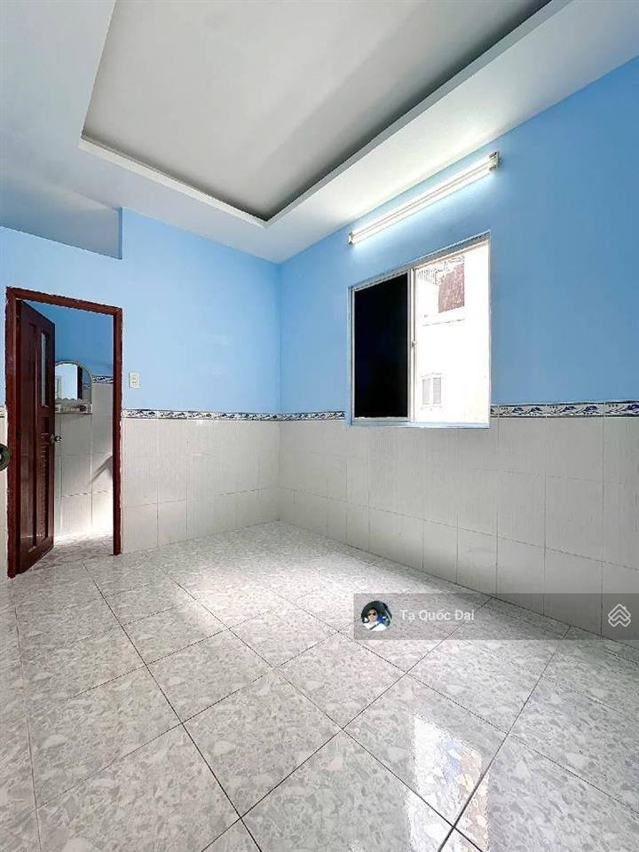Quận 10  lý thái tổ  81.5m2  19.5 tỷ  7 tầng thang máy  dt 70tr/th