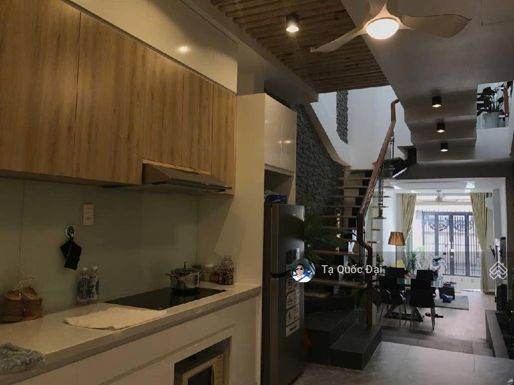 Quận 3  lê văn sỹ  61,2m2  9,5 tỷ  hẻm ô tô tránh  3 tầng