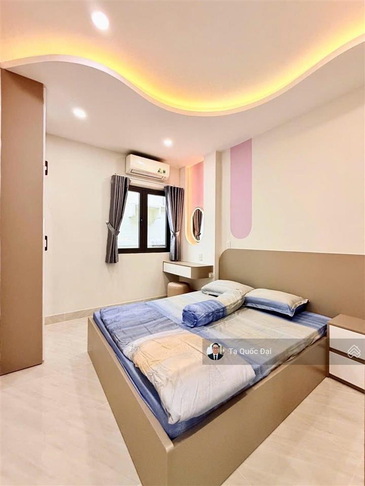 Phú nhuận  mt phùng văn cung  38.2m2  10 tỷ  3 tầng  full nội thất  kinh doanh đỉnh