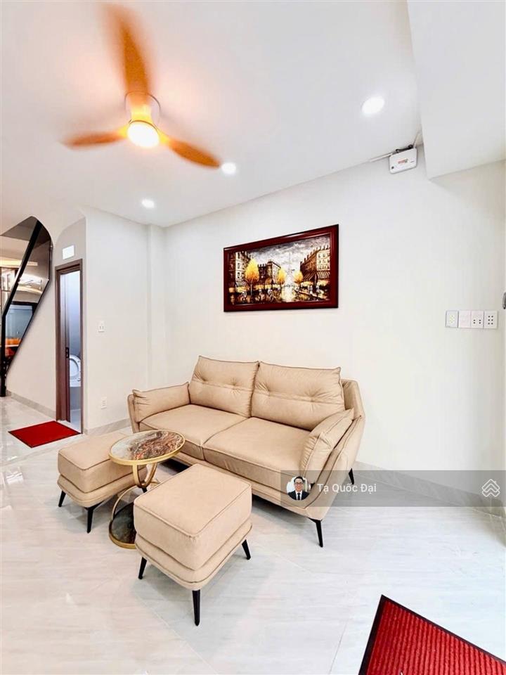 Phú nhuận  mt phùng văn cung  38.2m2  10 tỷ  3 tầng  full nội thất  kinh doanh đỉnh