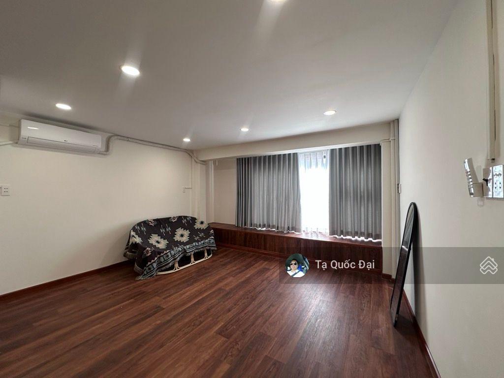 Quận 3  mt nguyễn hiền  35,36m2  10 tỷ  lô góc 2 mt  dt 17tr/tháng