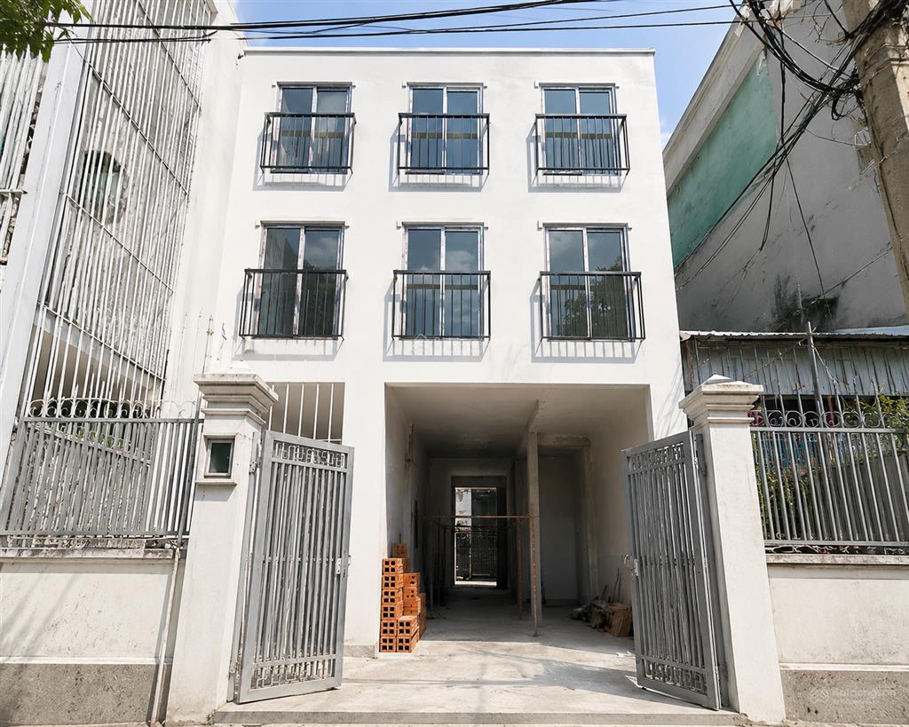 Bán gấp  bình thạnh  phan chu trinh  144.7m2  23 tỷ  dãy chdv