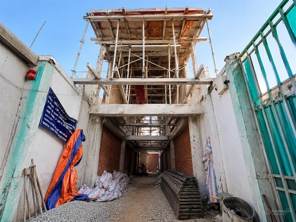Bình thạnh  trần quý cáp  141m2  14 tỷ  dãy chdv đang hoàn thiện