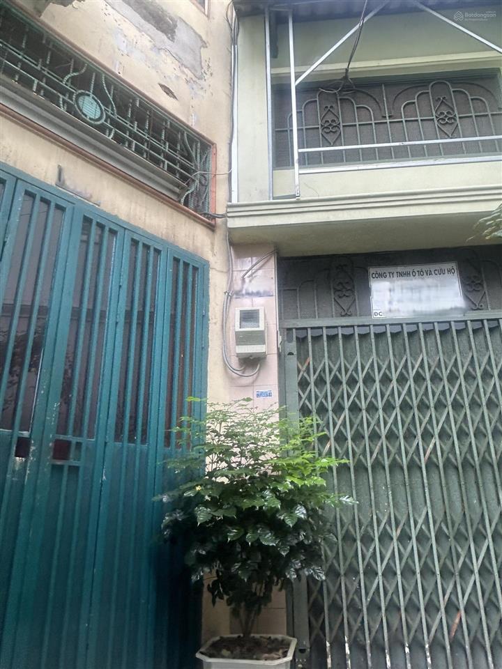 Quận 3  cmt8  68,7m2  9,5 tỷ  ngang 11m  2 mặt hẻm  phù hợp chdv