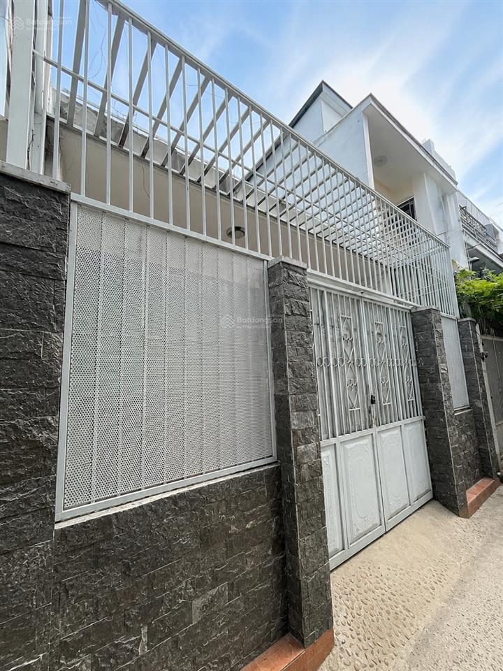 Bán gấp  gò vấp  lê đức thọ  91.7m2  ngang 5.34m  8 tỷ  hẻm thông