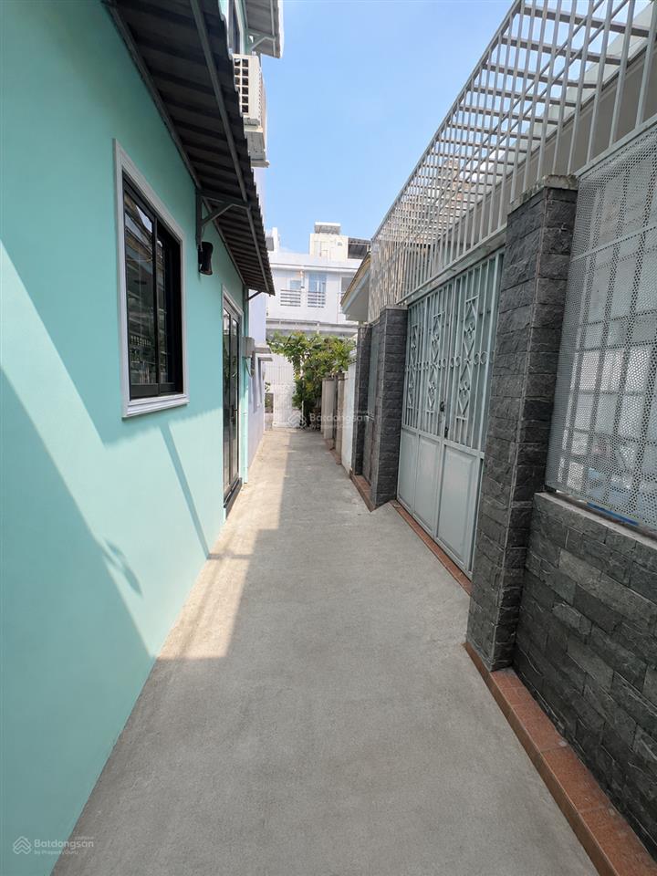 Bán gấp  gò vấp  lê đức thọ  91.7m2  ngang 5.34m  8 tỷ  hẻm thông