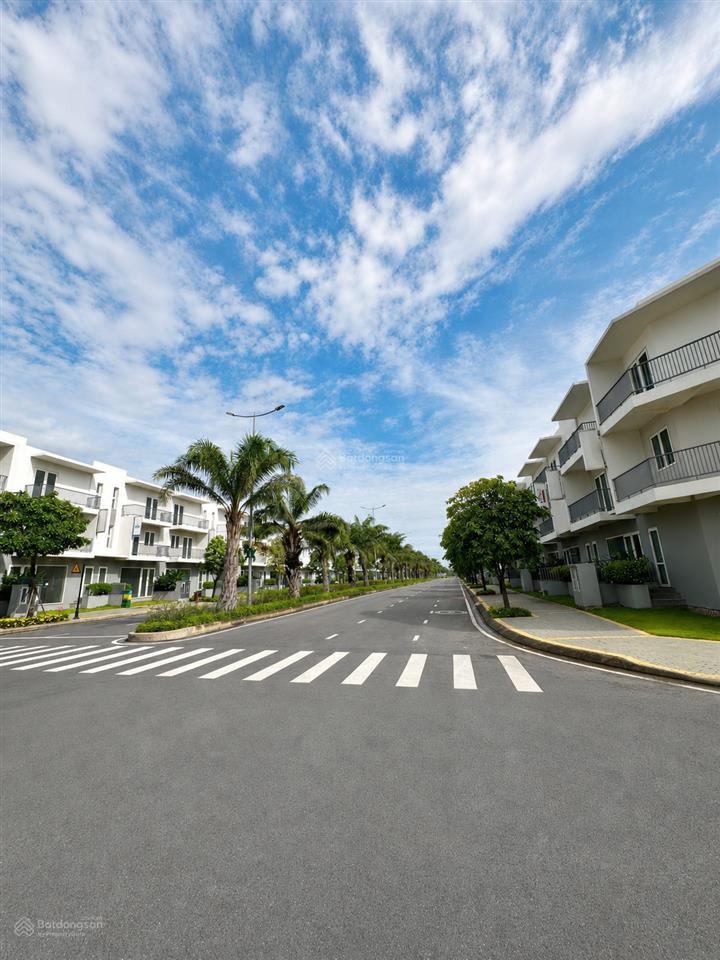 Quận 9  dragon village  long trường  160m2  10.5 tỷ  căn góc 2mt  3 tầng
