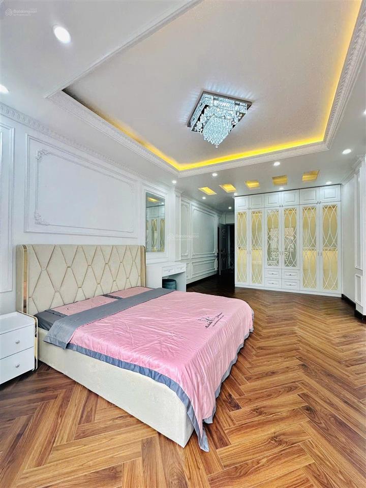 Bán nhà riêng tại nguyễn đức cảnh, 25 tỷ, 65m2, view đẹp chỉ với