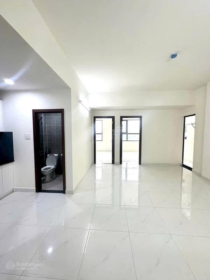 Cần bán gấp căn hộ chung cư green river, phường 6 quận 8