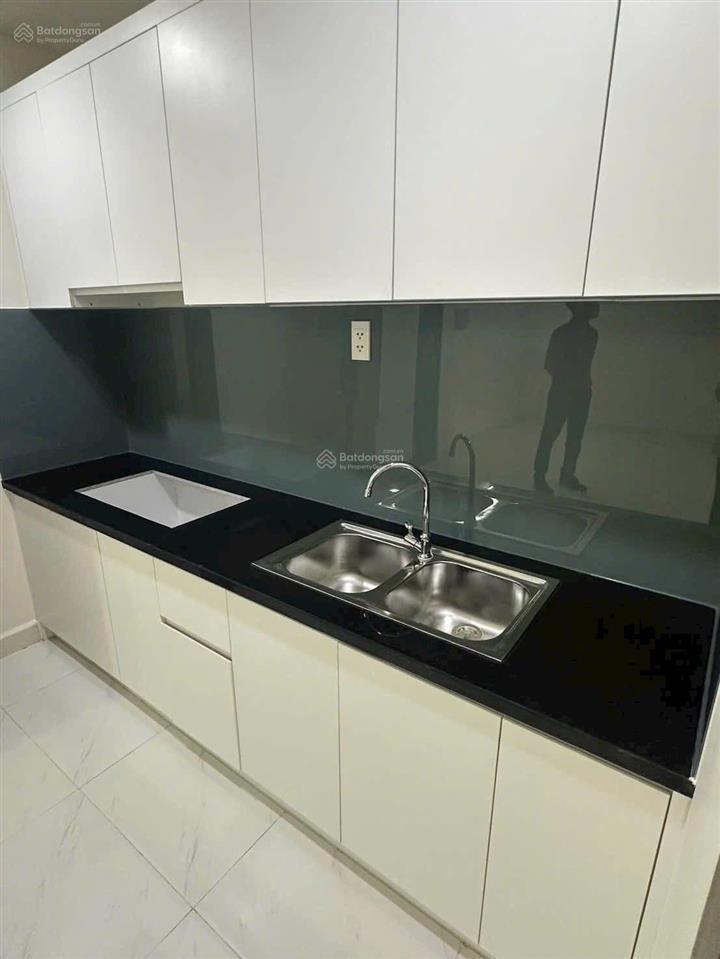Cần cho thuê gấp căn hộ chung cư green river phường 6 quận 8
