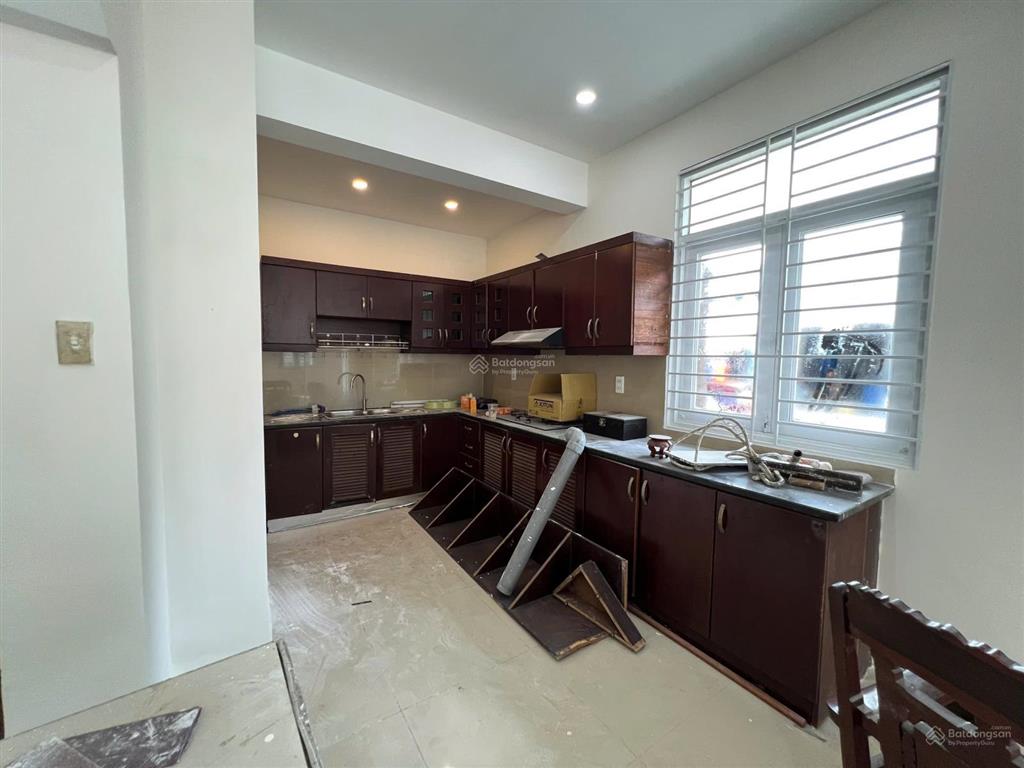 Cho thuê nhà cấp 4 mtkd đường số 7 tên lửa