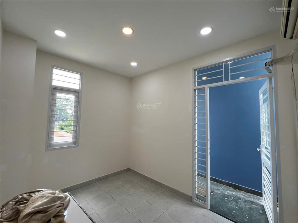 Cho thuê nhà cấp 4 mtkd đường số 7 tên lửa