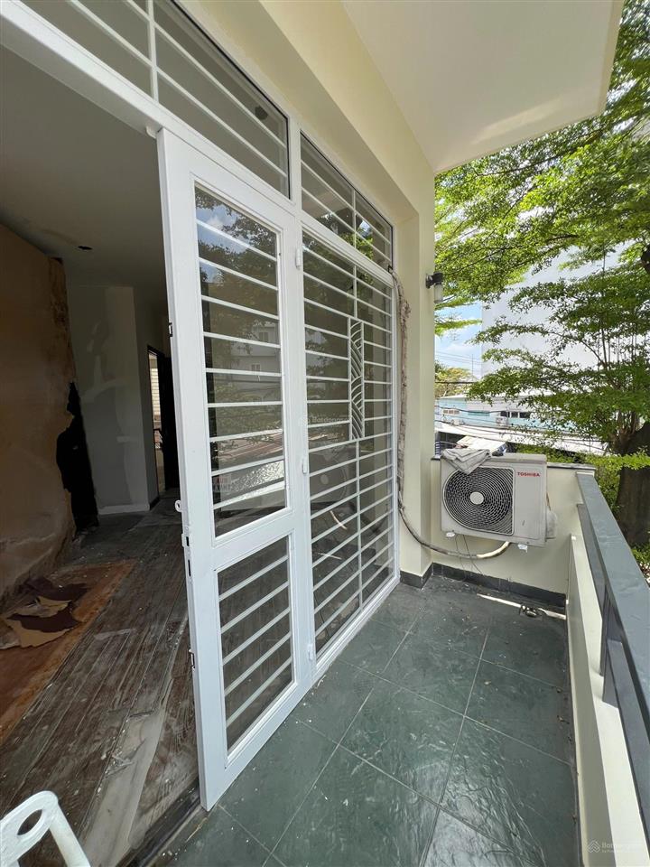 Cho thuê nhà cấp 4 mtkd đường số 7 tên lửa