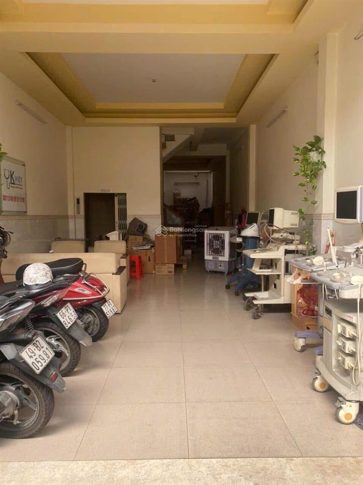 Cho thuê nhà mặt tiền đường 28 khu tên lửa