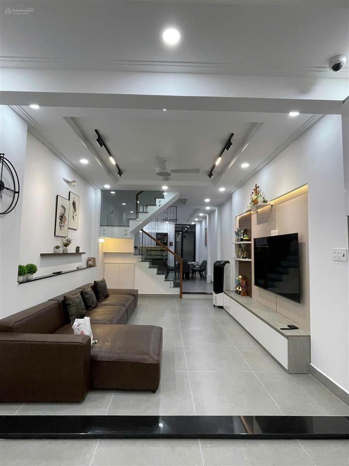 Chính chủ cho thuê nhà nguyên căn  đối diện aeon mall bình tân