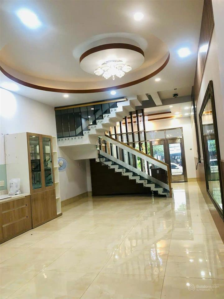Cho thuê nhà nguyên căn đường 30 diện tích re lớn 5x20m, kết cấu 3.5 tấm hiện đại