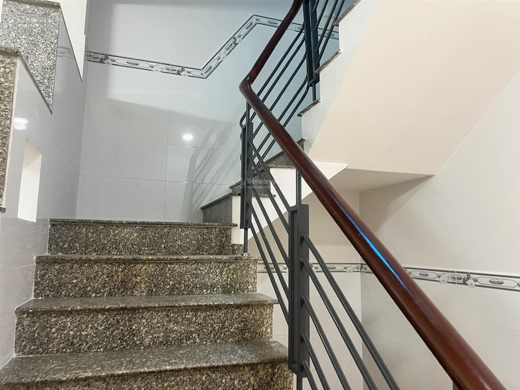 Cho thuê nhà đường 30  khu tên lửa