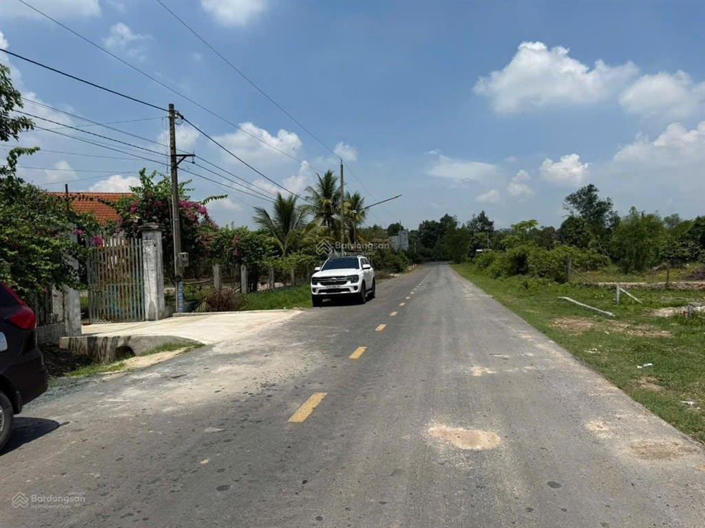 Chỉ 545 triệu đất sổ riêng trục đt749a, minh thạnh