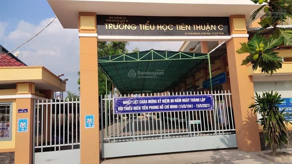 850 nghìn/m2! bán nhà và đất diện tích 4696m2 (có 714m2 đất ở 01 căn nhà 50m2), mặt tiền đường nhựa