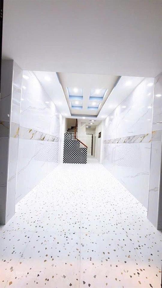 Siêu phẩm góc 2 mặt tiền  khu ẩm thực chợ 200  quận 4