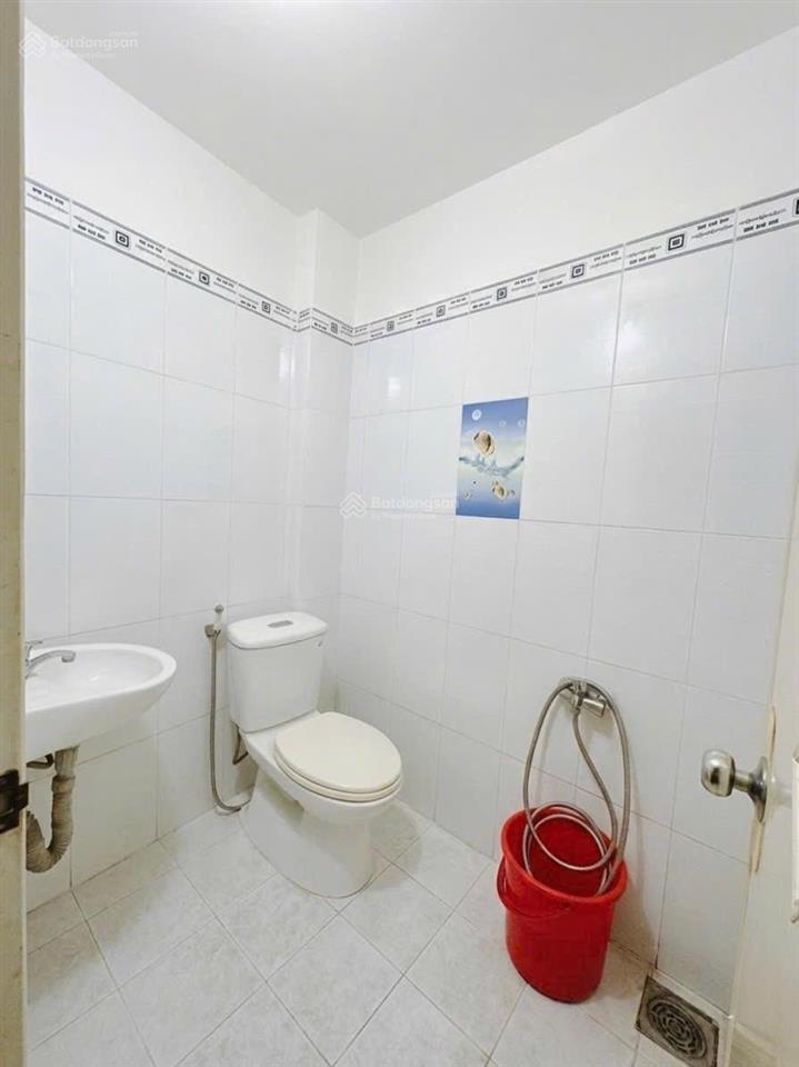 Nhà đoàn văn bơ  hẻm rộng 6m  khu ăn uống sầm uất chợ 200 quận 4