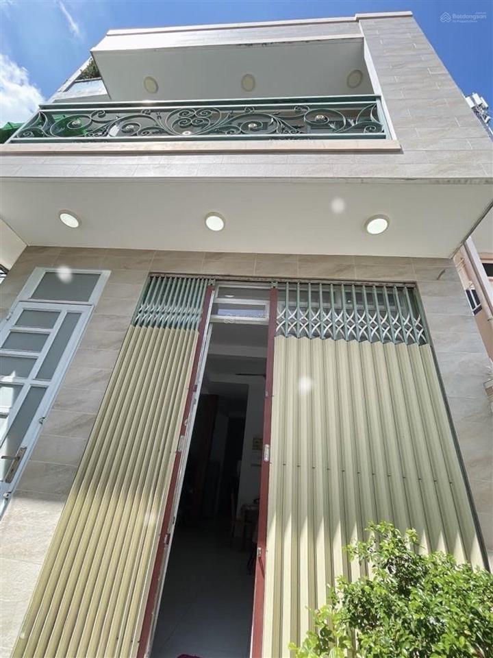 Đoàn văn bơ q4  hẻm 4m xe hơi  hiếm có dt 84.2m2  ngang 5.5mx17m  2 tầng  giá chỉ 7.6 tỷ